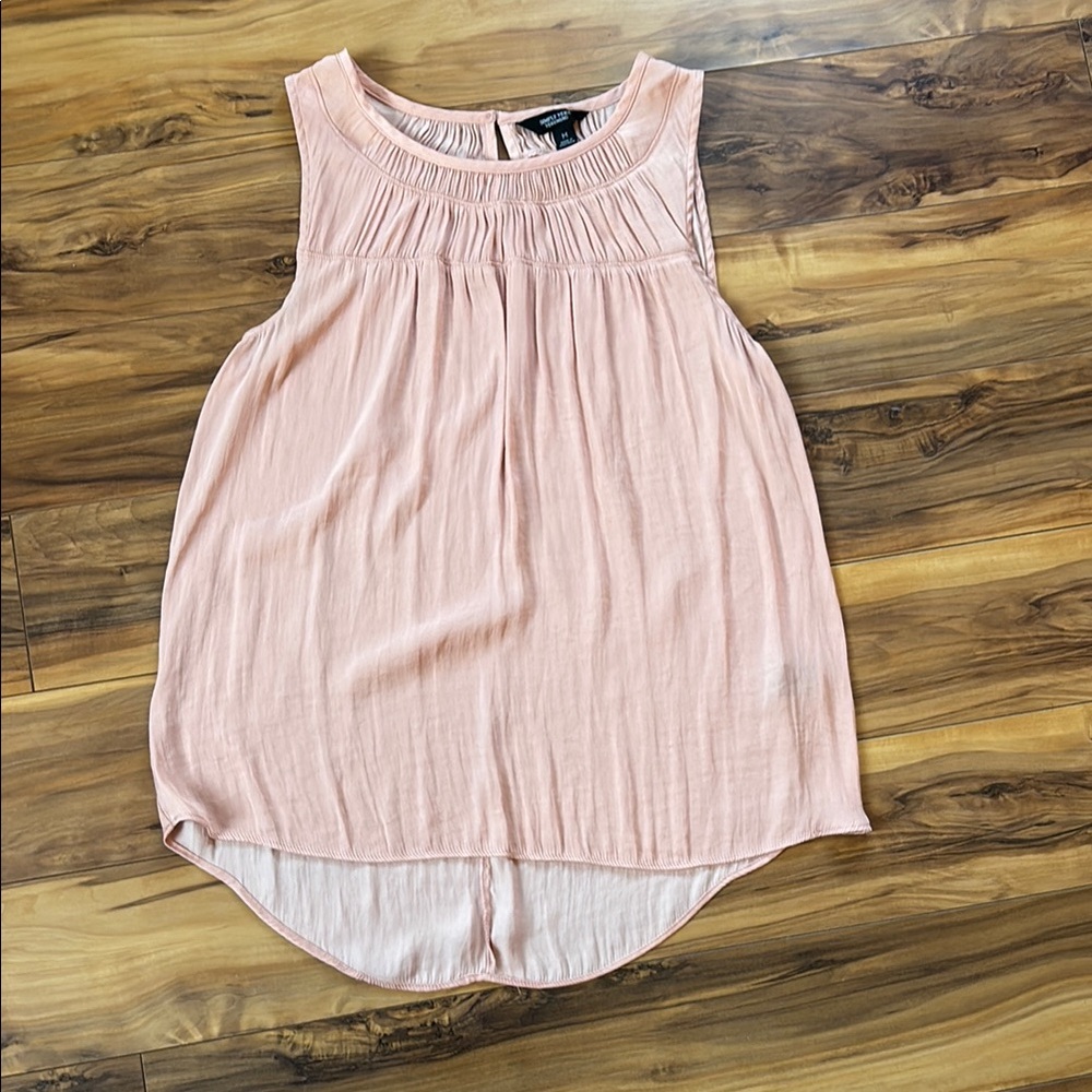Pink Sleeveless Pleated Blouse